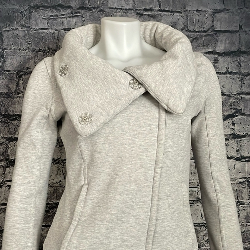 Lululemon Karmacollected Jacket Size 6